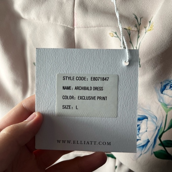 NWT ELLIAT Revolve Archibald Dress in Floral Size L - Picture 9 of 12